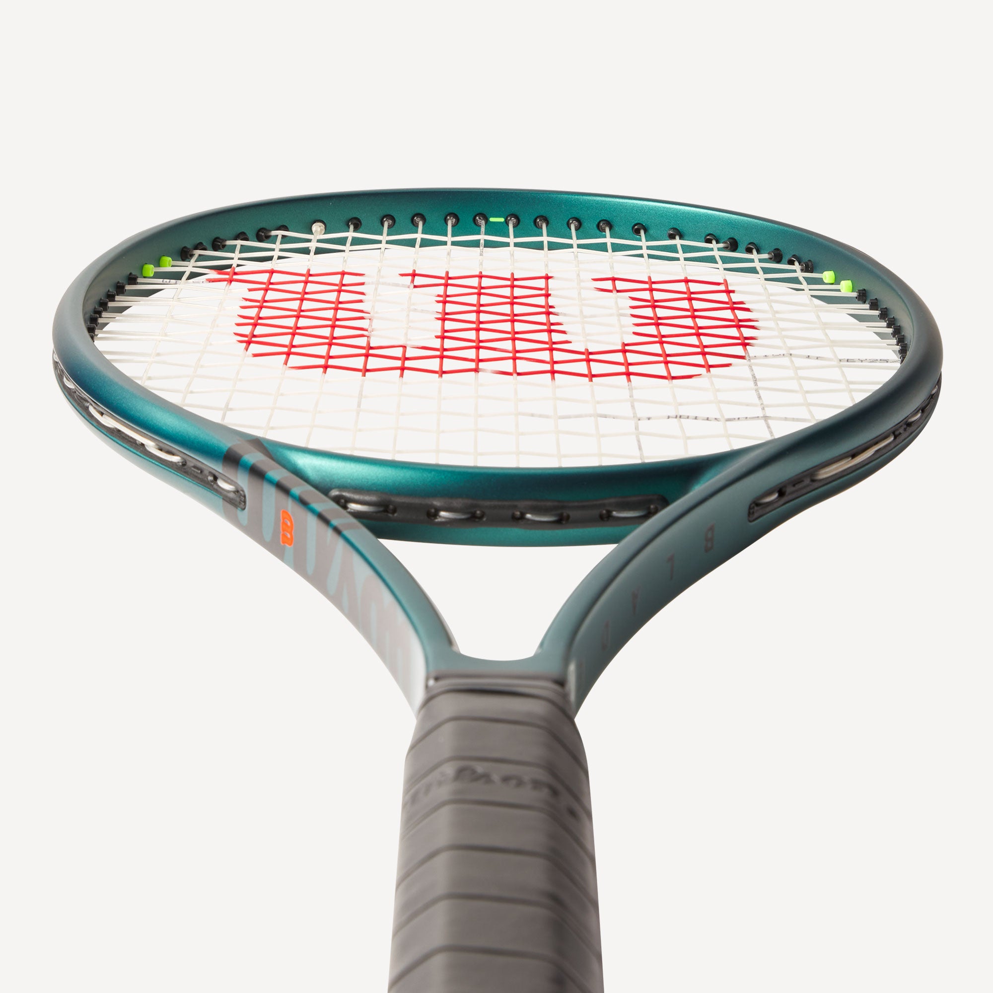 Wilson Blade 98 18x20 V9 Tennis Racket (4)