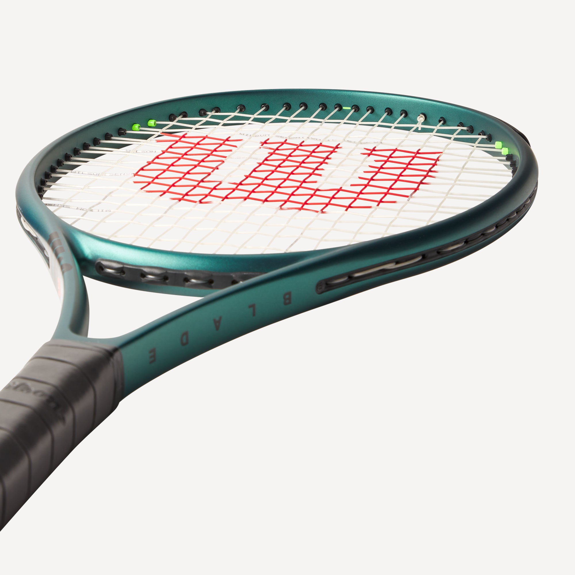 Wilson Blade 26 V9 Junior Tennis Racket (5)