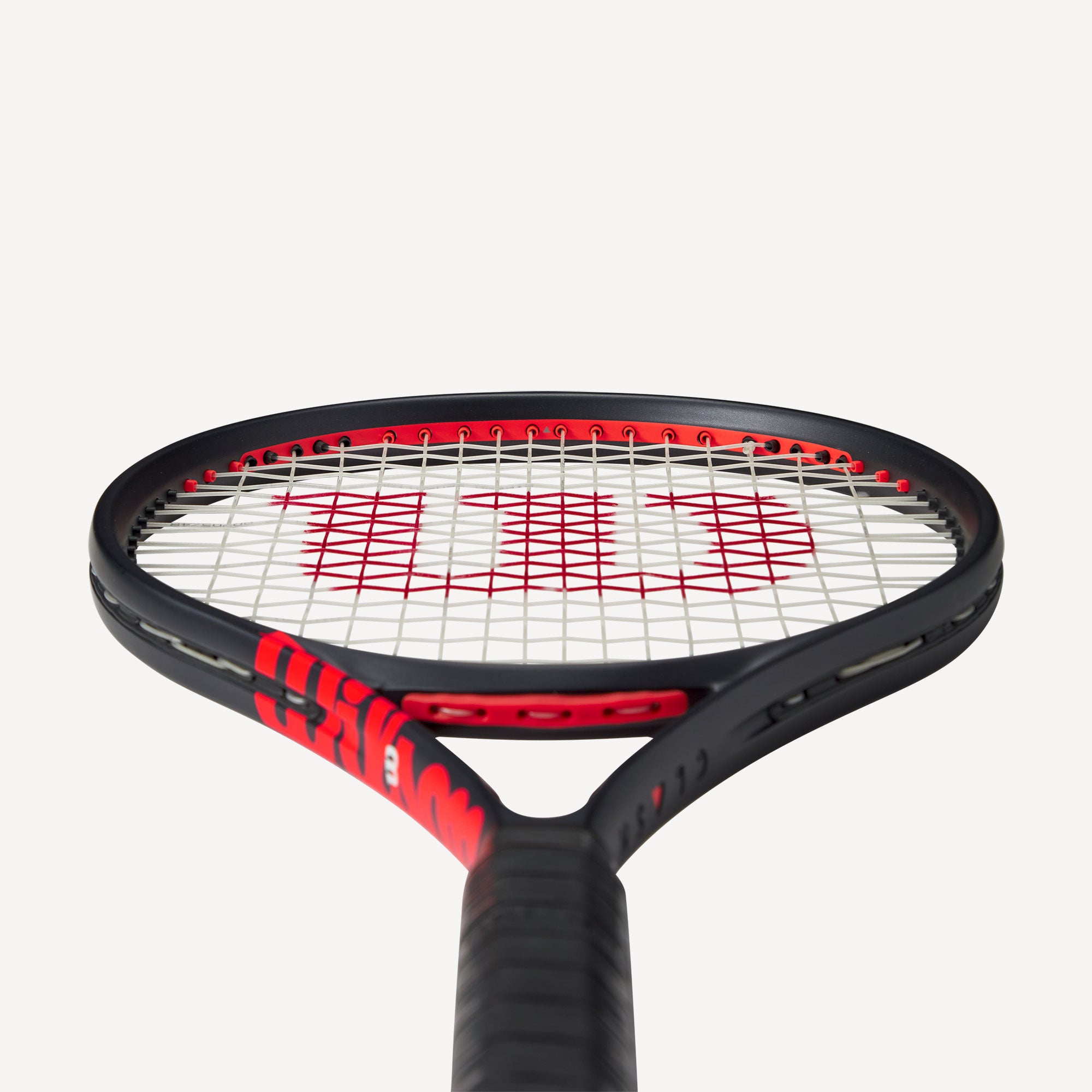 Wilson Clash 100 V3 Tennis Racket (4)