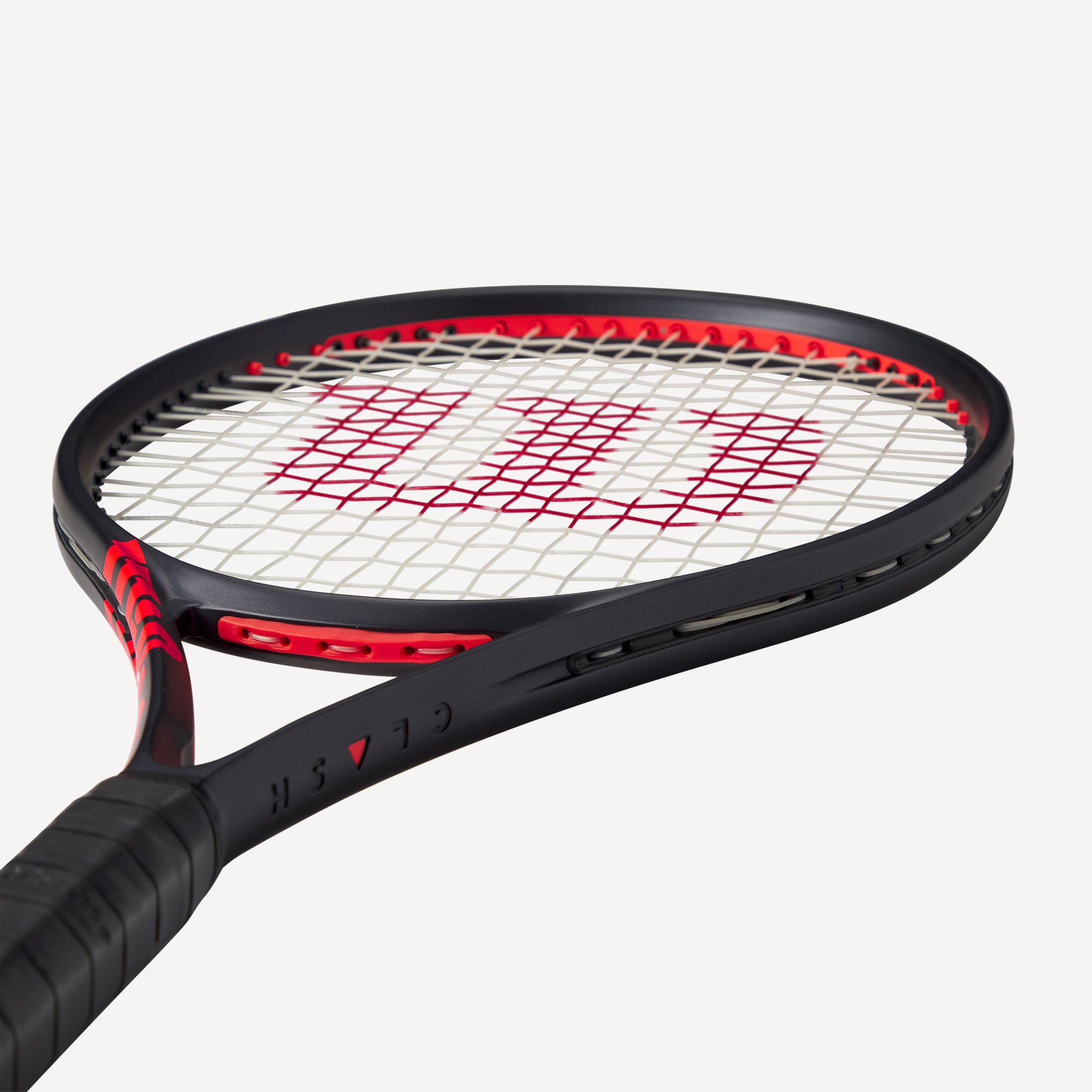 Wilson Clash 100 V3 Tennis Racket (5)