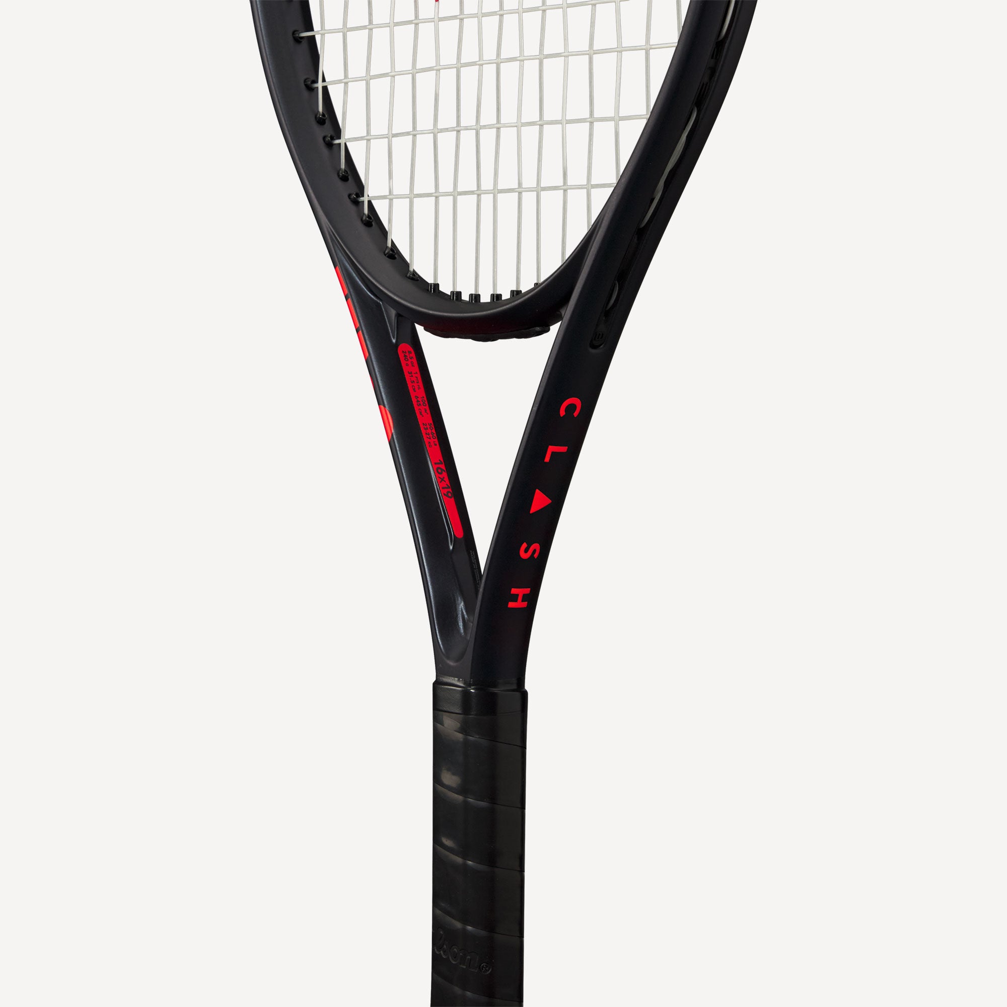 Wilson Clash 25 V3 Junior Tennis Racket (6)