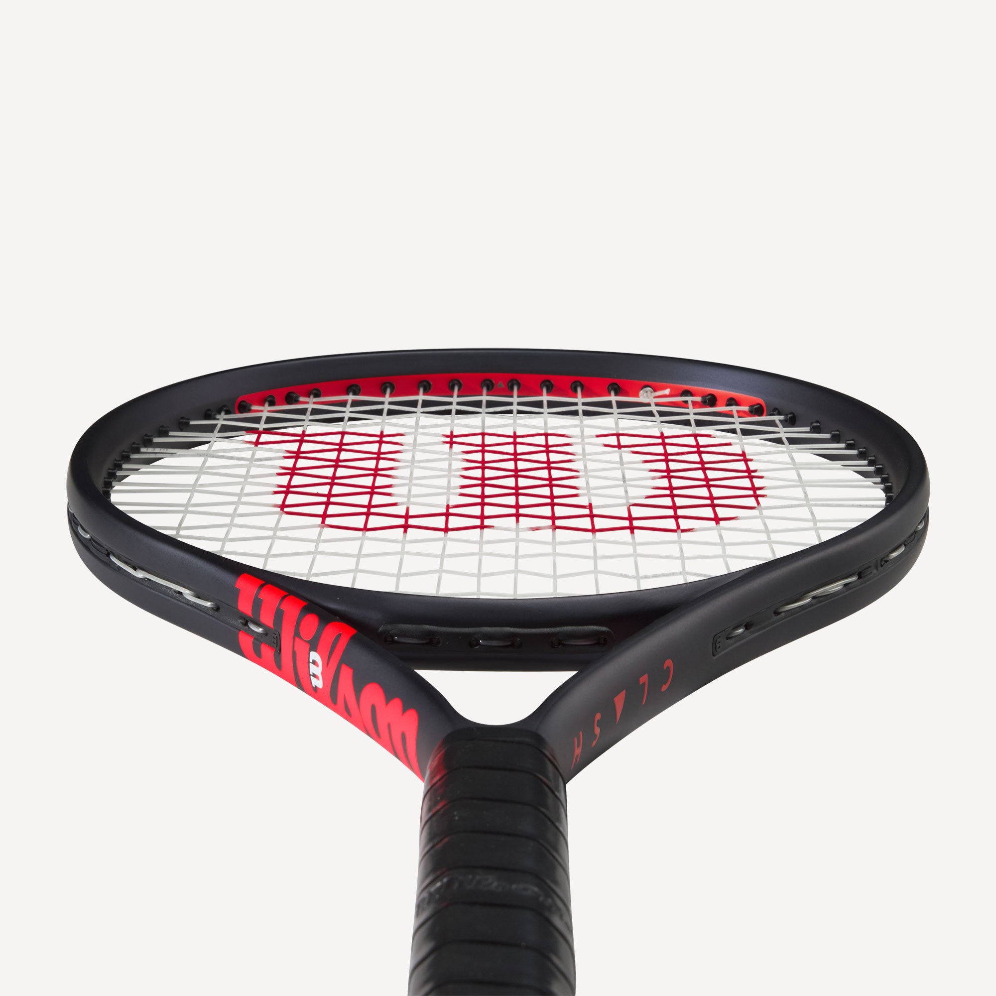 Wilson Clash 26 V3 Junior Tennis Racket (4)