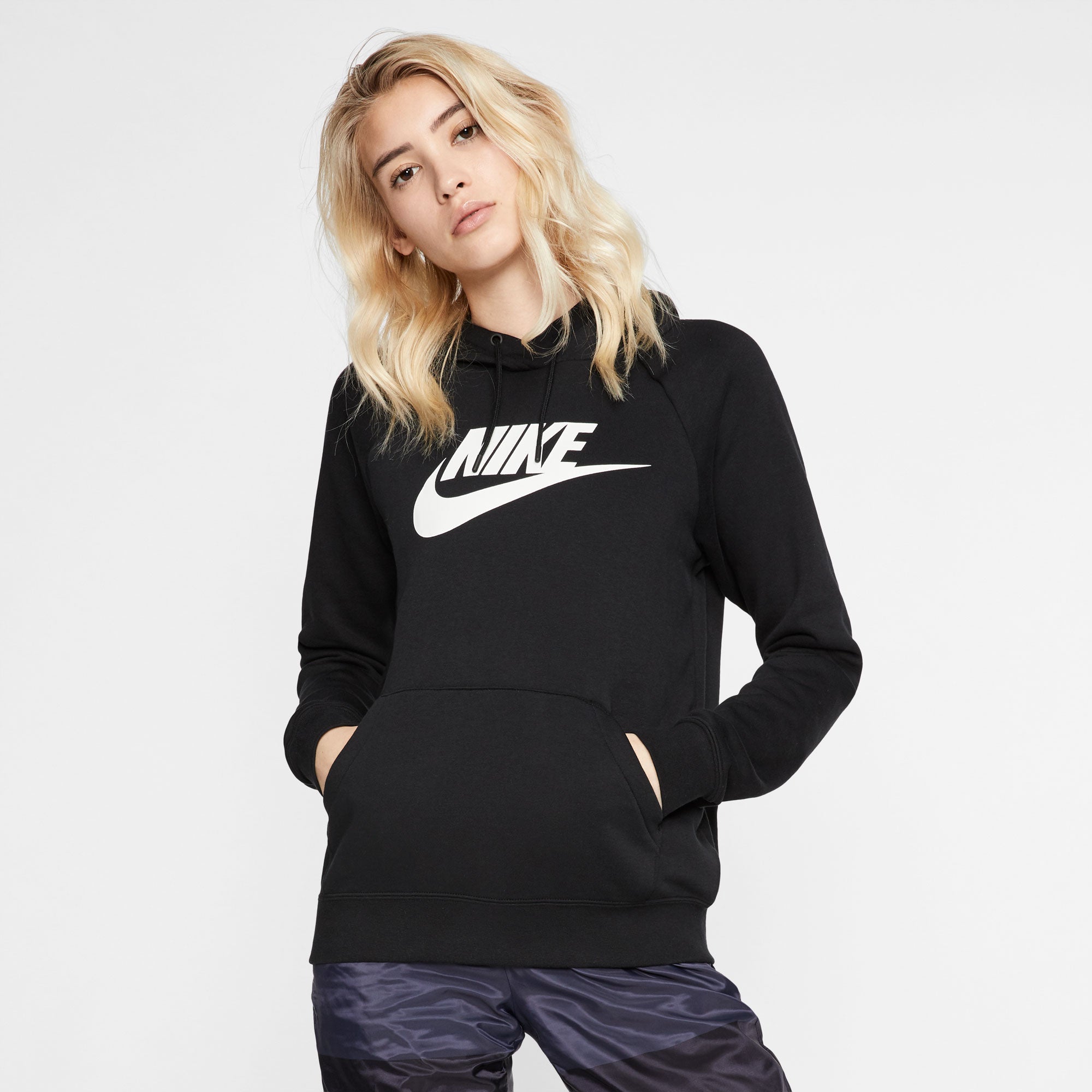 Nike Essential Women's Fleece Pullover Hoodie Black (1)