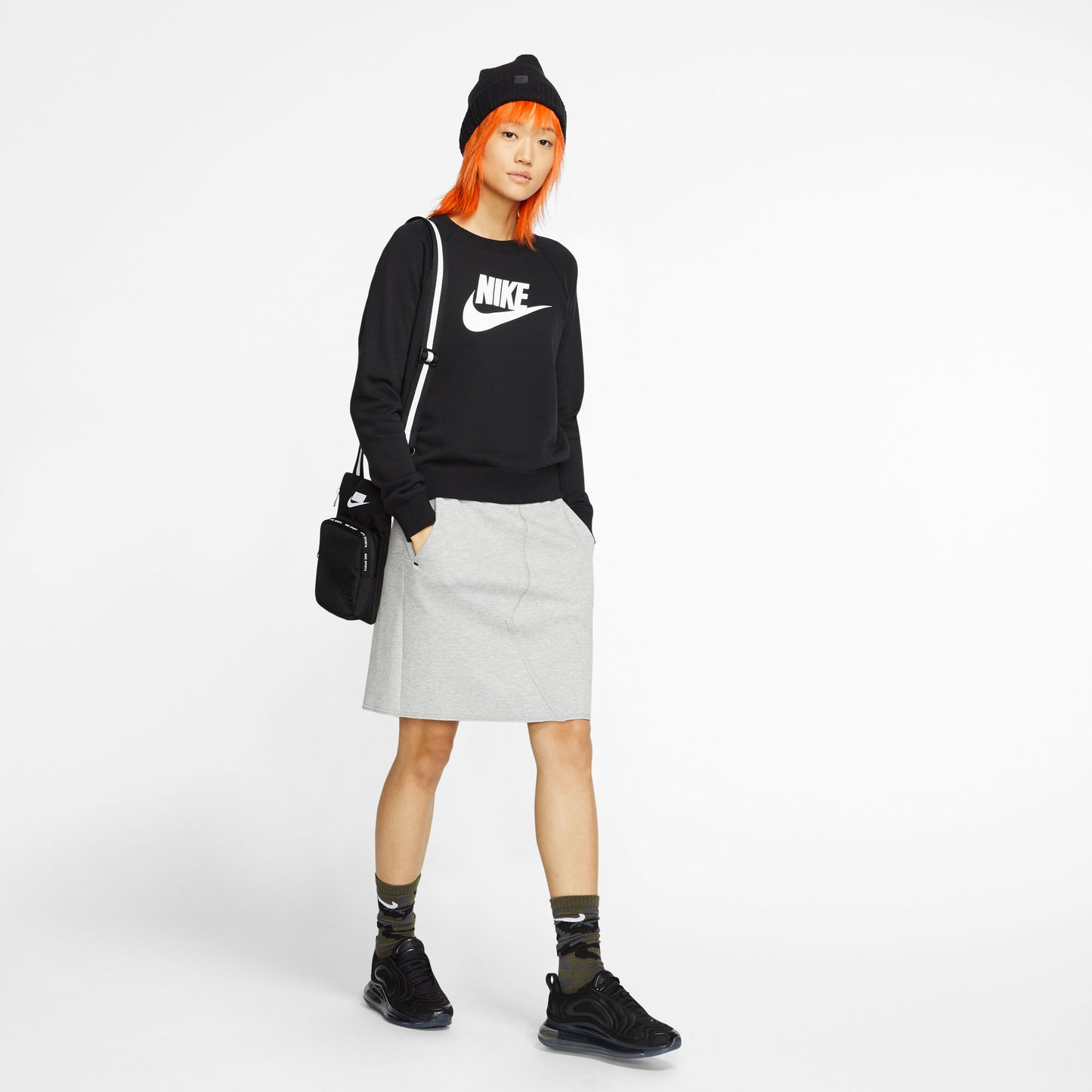 Nike Essential Women's Swoosh Fleece Crew Sweater Black (3)