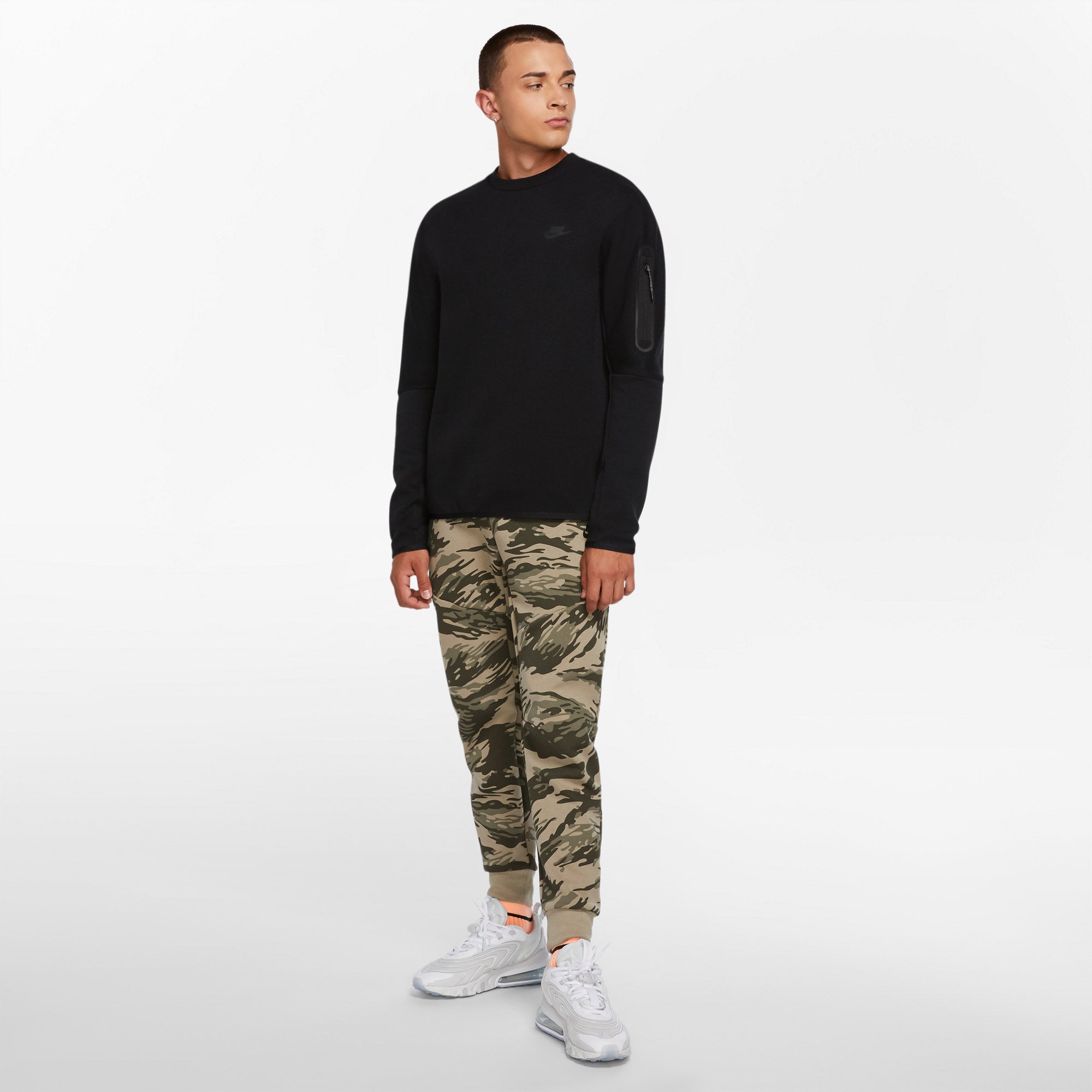 Nike Tech Fleece Men's Crew Sweater Black (3)