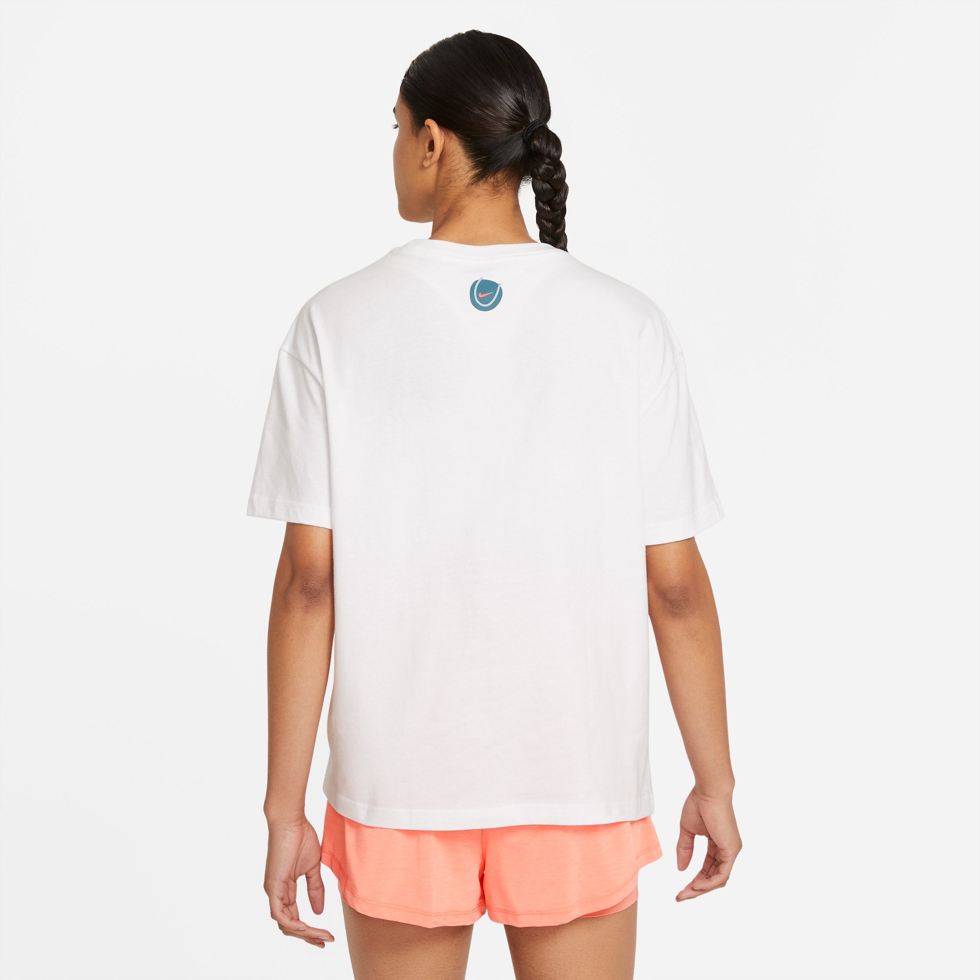 Nike Women's Graphic Tennis T-Shirt White (2)