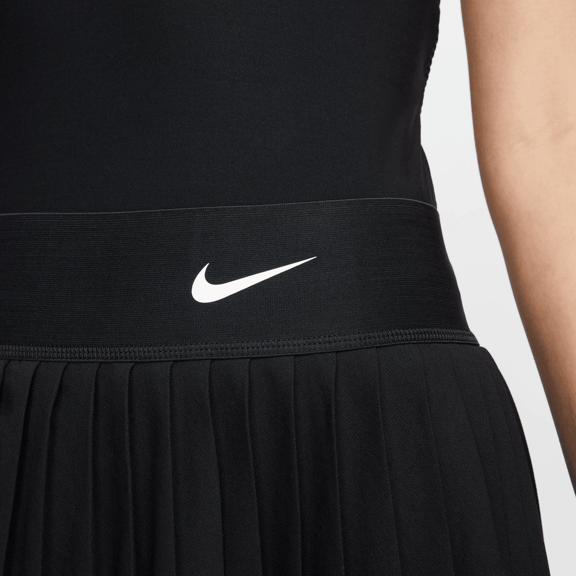 NikeCourt Dri-FIT Advantage Women's Pleated Tennis Skirt Black (4)