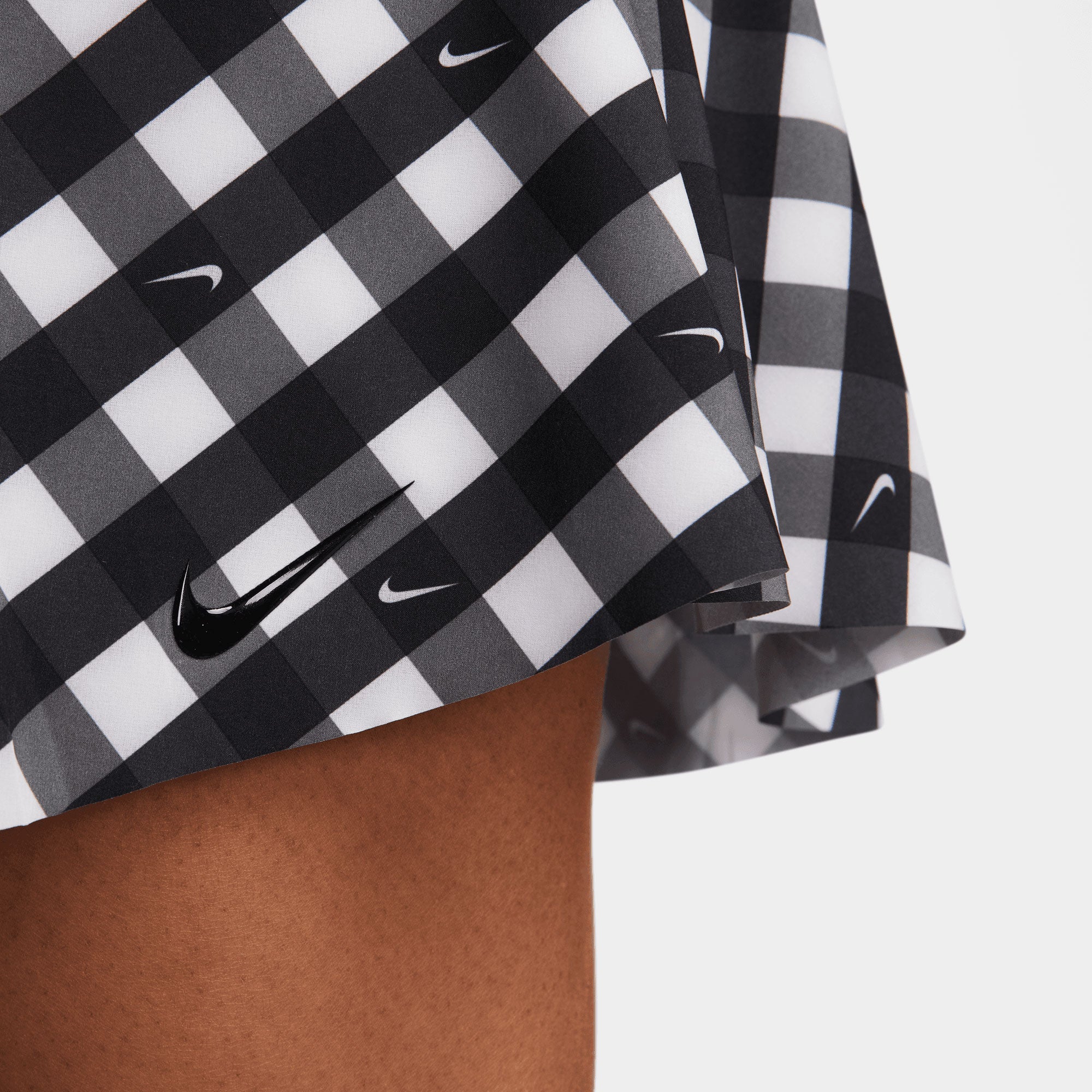 NikeCourt Dri-FIT Advantage Women's Regular Printed Tennis Skirt Black (4)