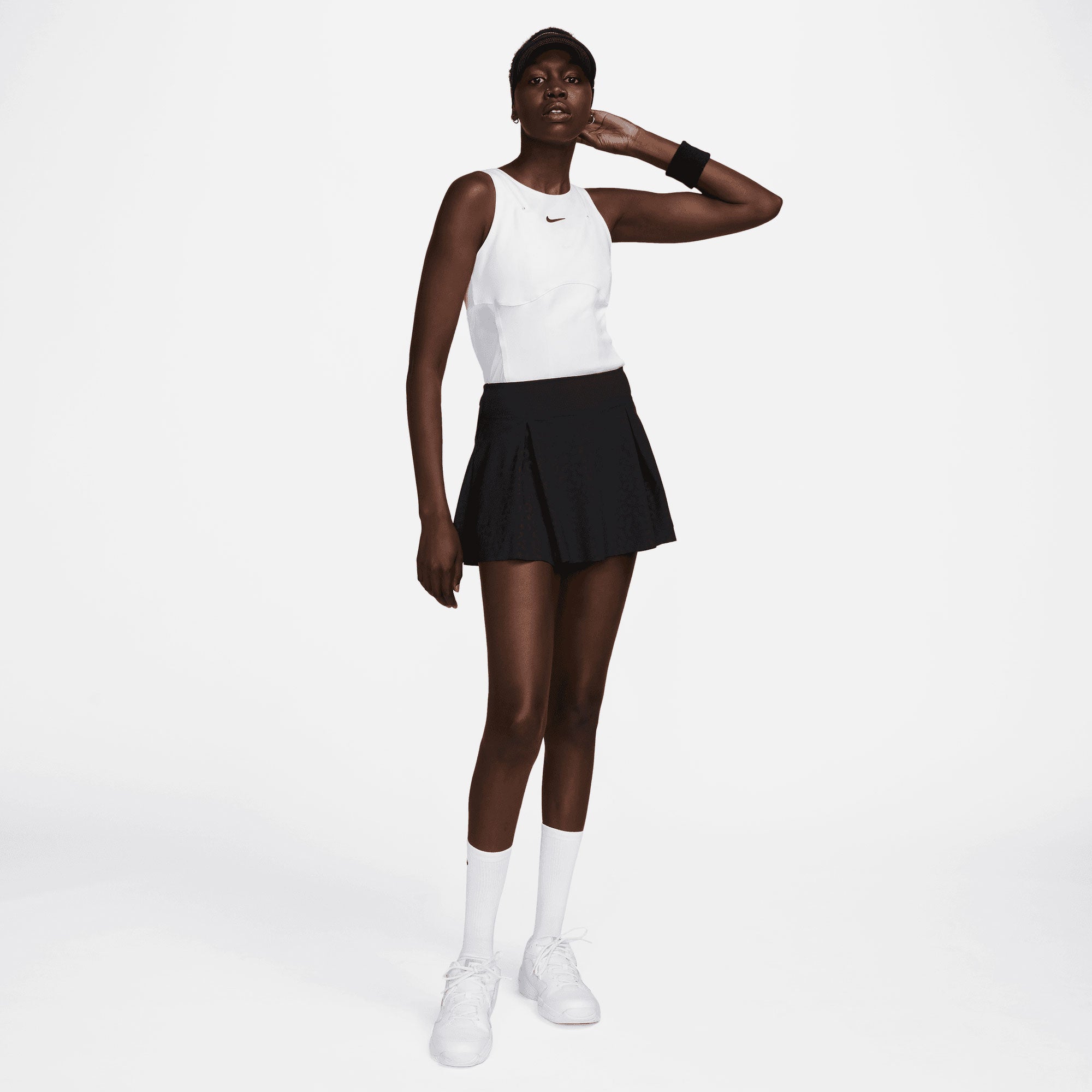 NikeCourt Dri-FIT Club Women's Printed Tennis Skirt Black (6)