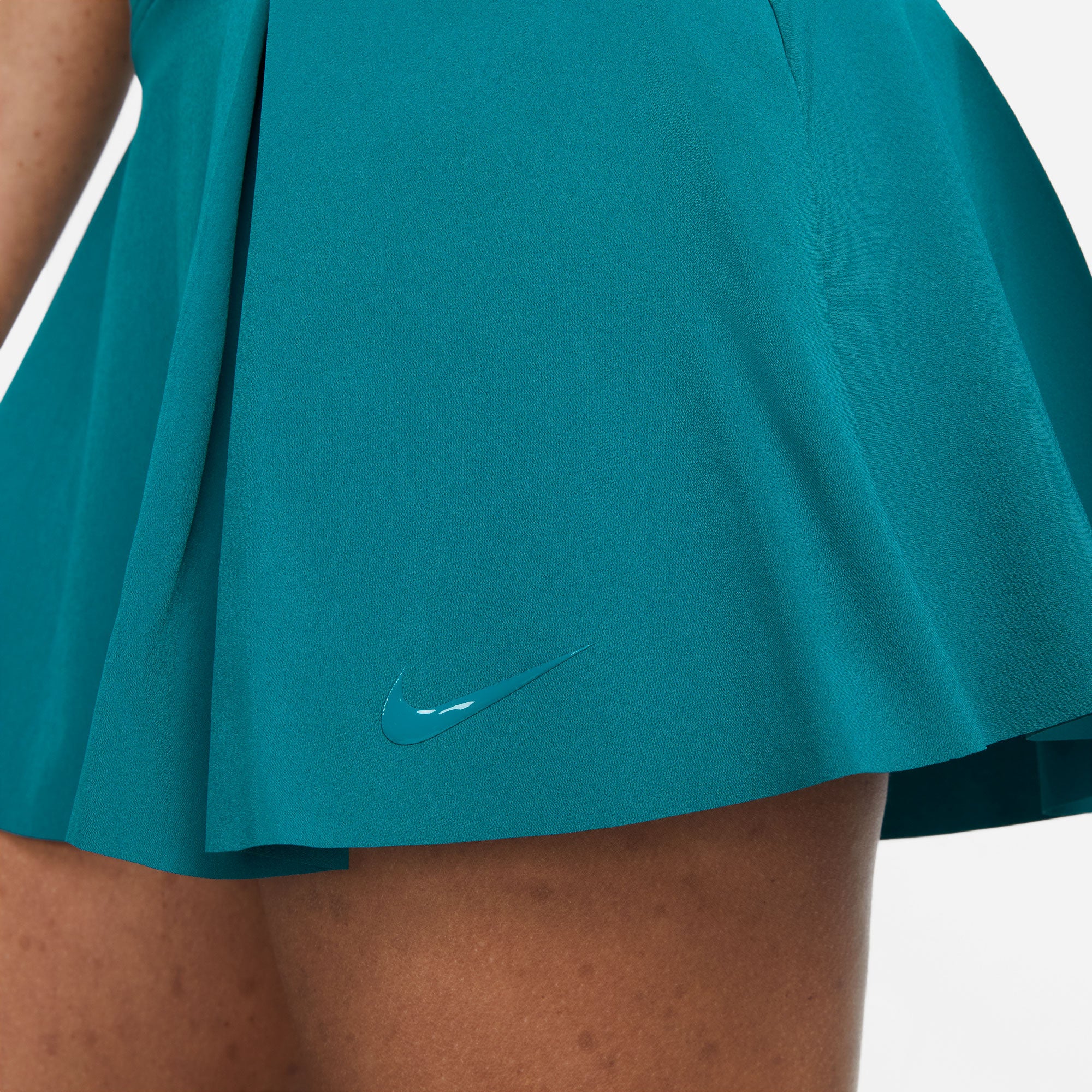 NikeCourt Dri-FIT Club Women's Tennis Skirt Green (5)