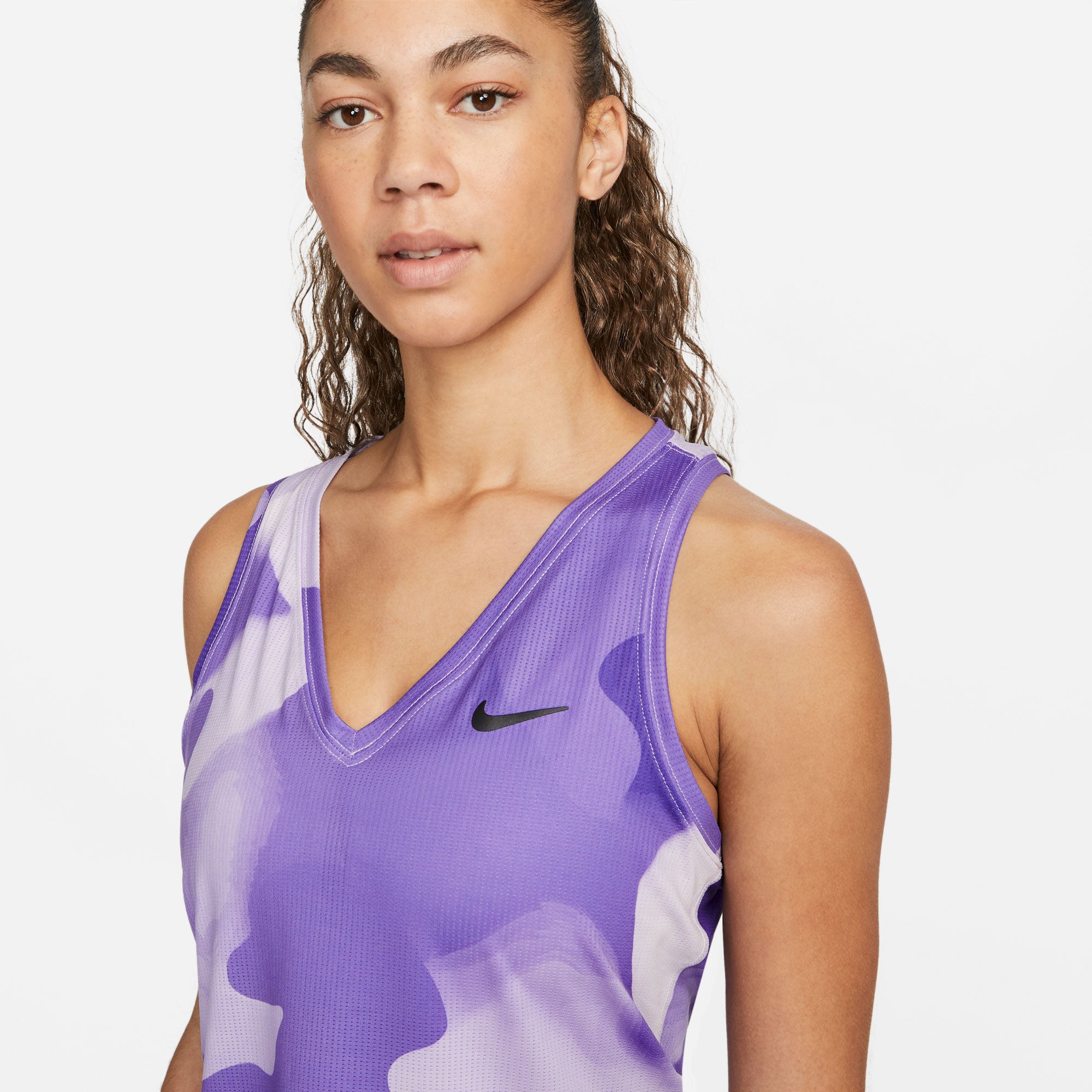 NikeCourt Dri-FIT Victory Women's Printed Tennis Tank Purple (3)