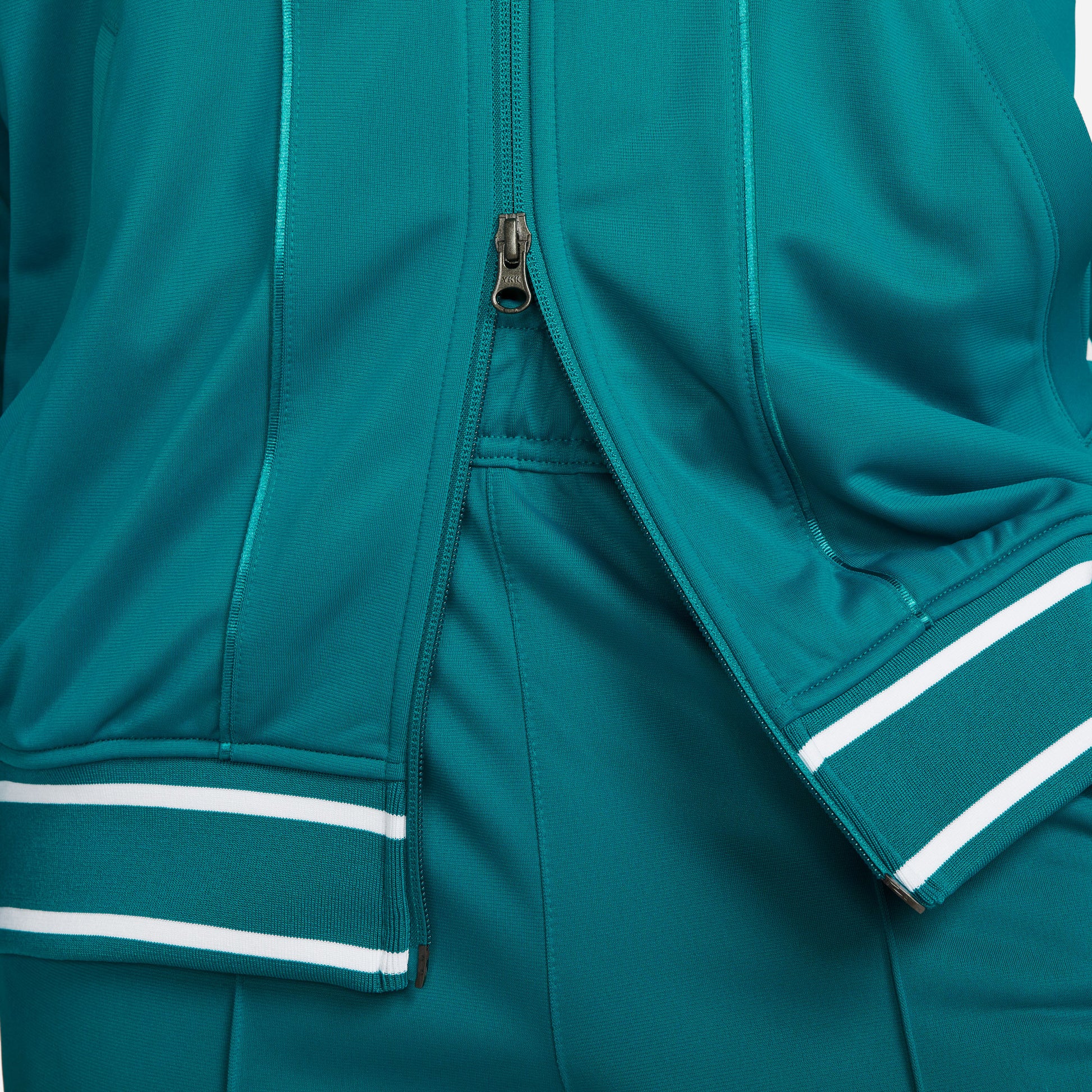 NikeCourt Heritage Men's Tennis Jacket Green (6)