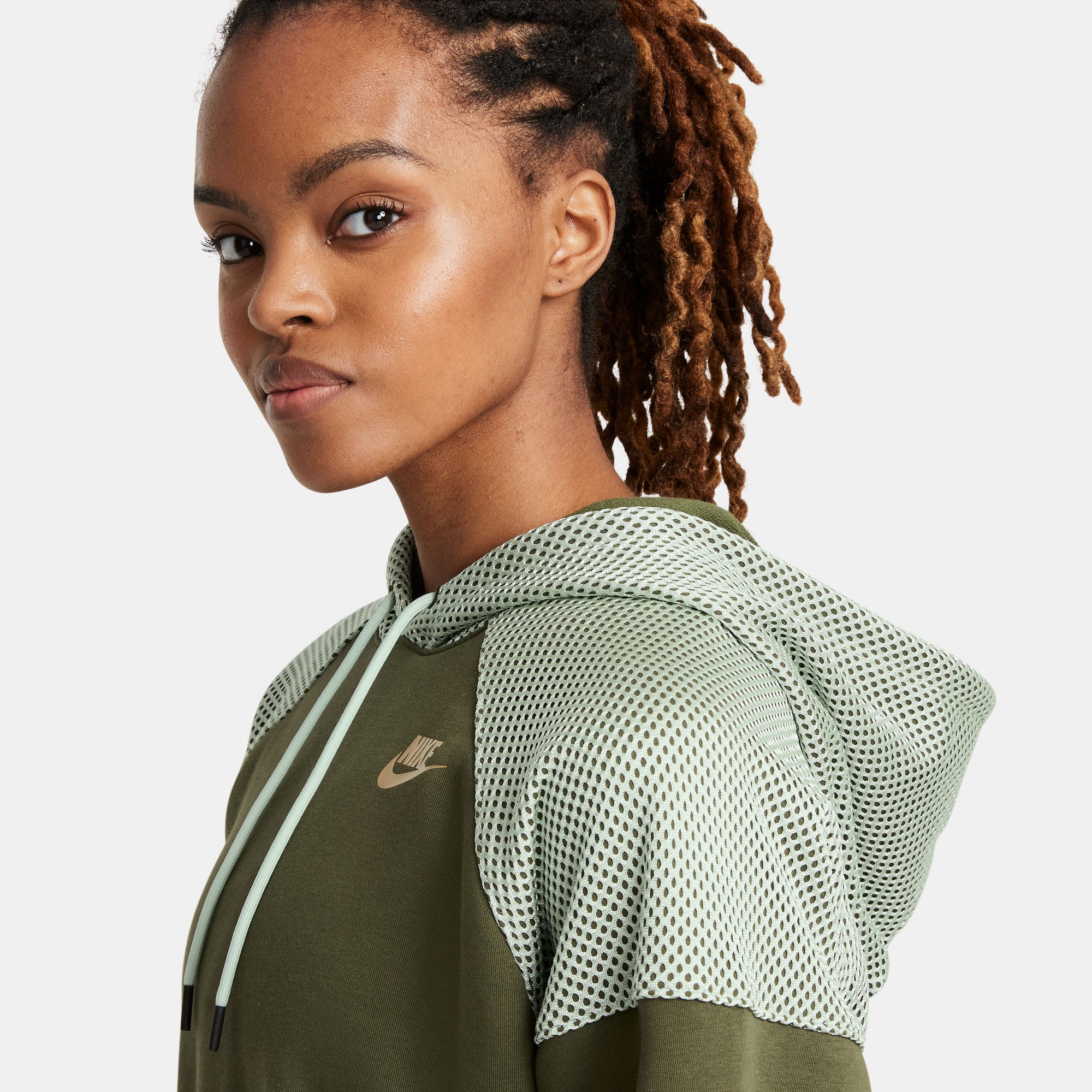 NikeCourt SDC Women's Fleece Tennis Hoodie Green (4)