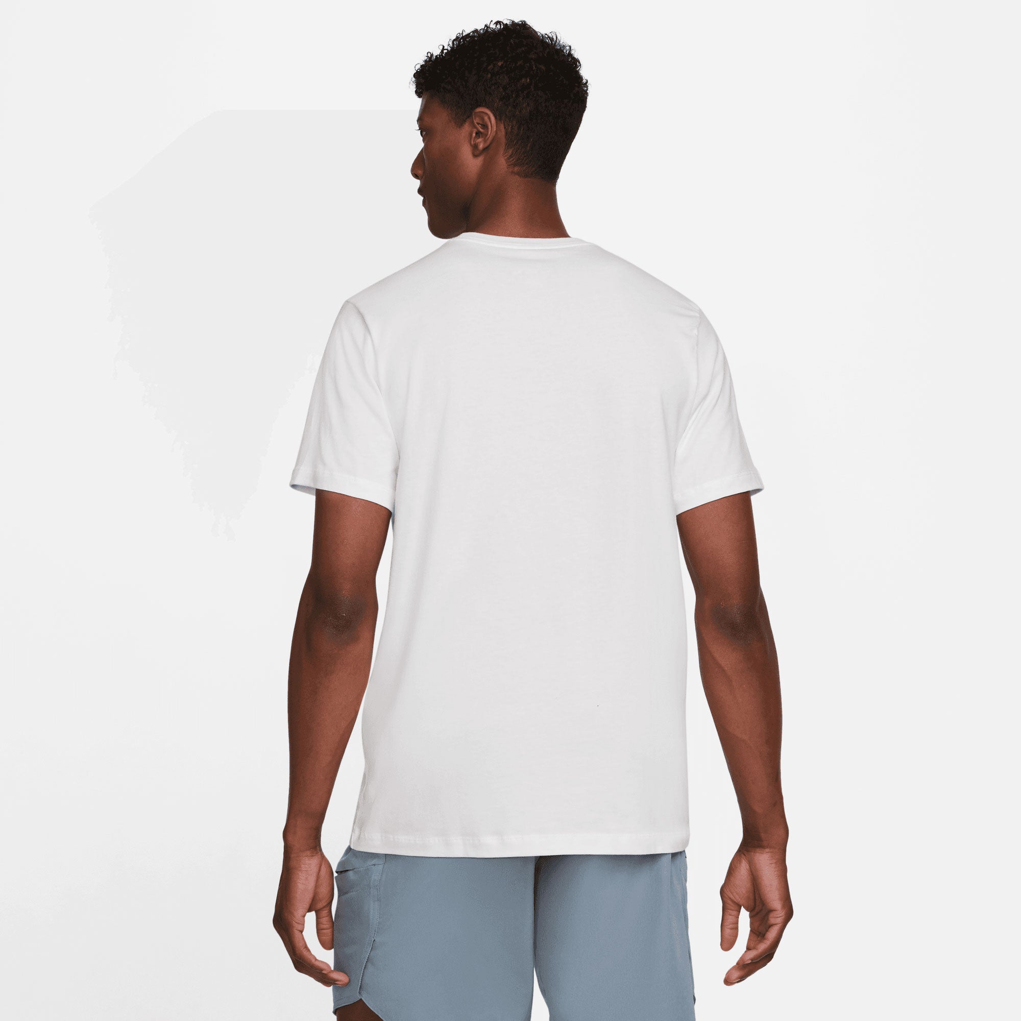 NikeCourt Seasonal Court Men's Tennis T-Shirt White (2)