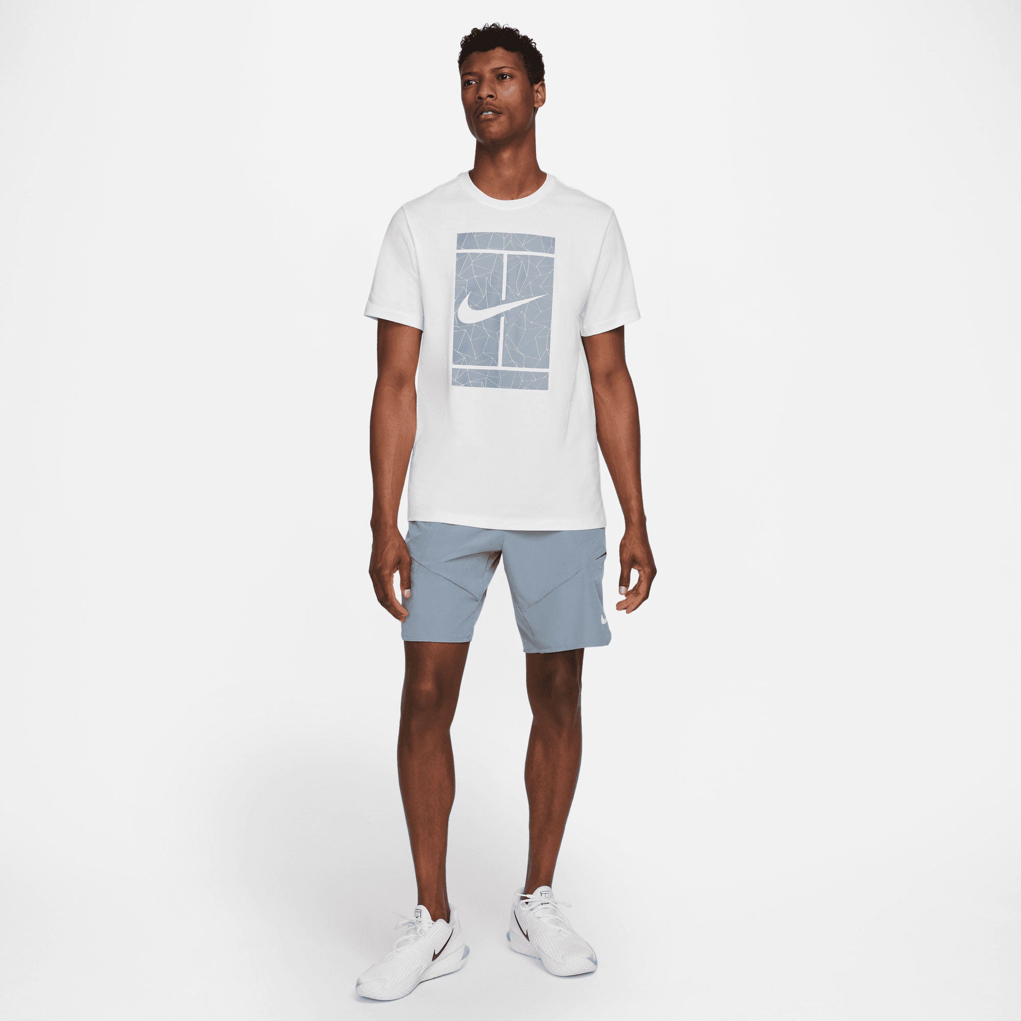 NikeCourt Seasonal Court Men's Tennis T-Shirt White (3)