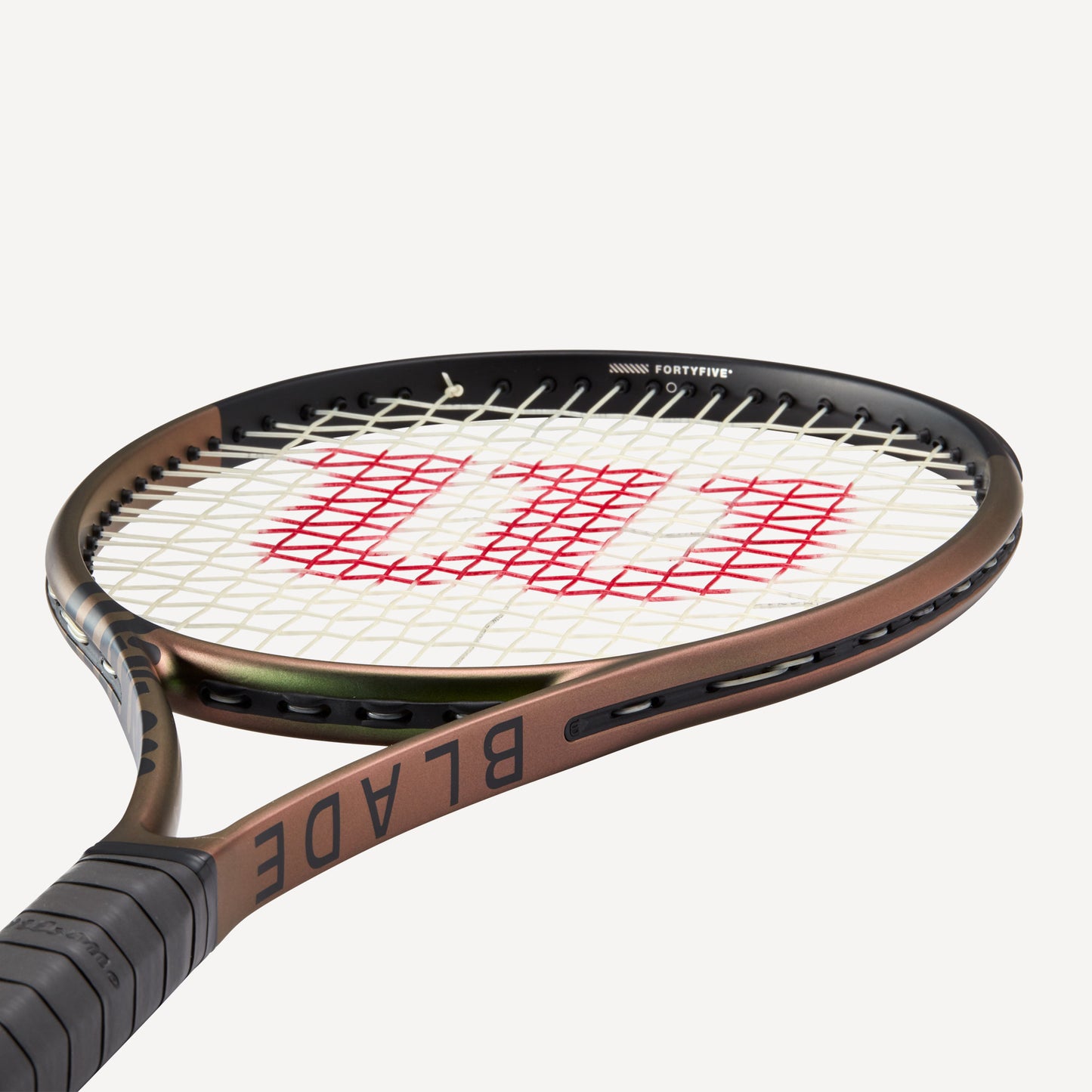 Wilson Blade 98 16x19 V8 Tennis Racket (5)
