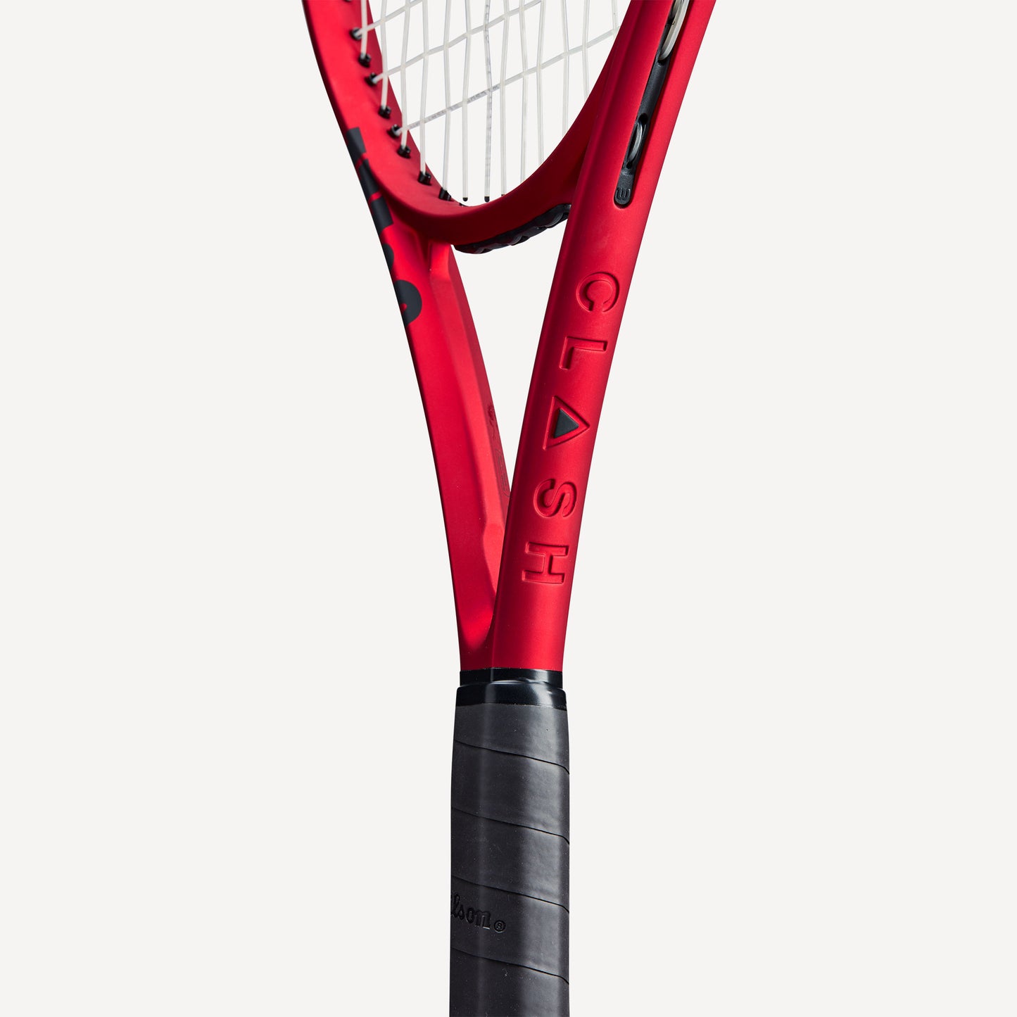 Wilson Clash 100 Pro V2 Tennis Racket (6)