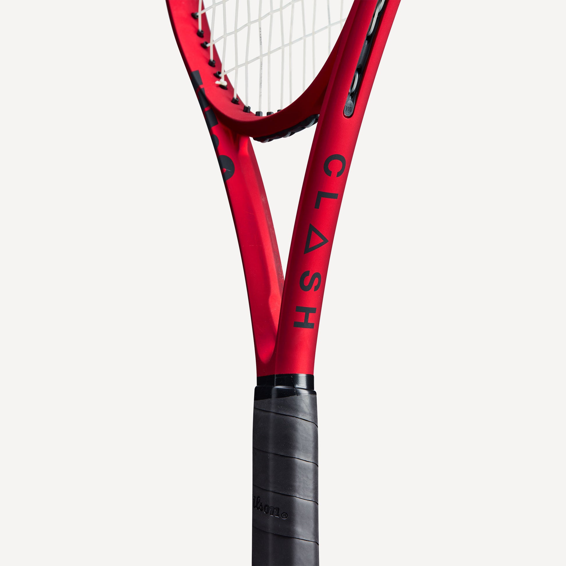Wilson Clash 100UL V2 Tennis Racket (6)